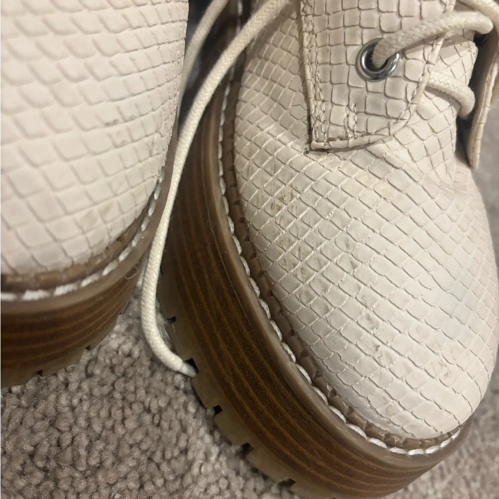 Altr’D State Cream Lace-Up Combat Platform Chunky Boots Textured 7.5 Festival - Picture 7 of 11